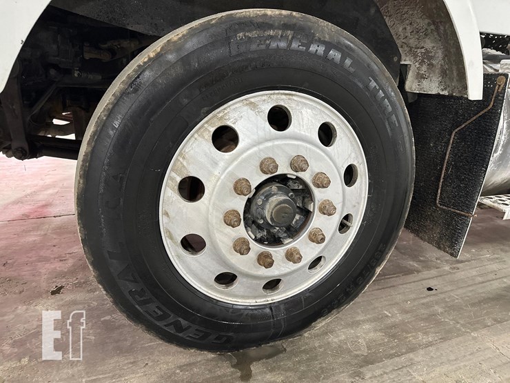 2003-kenworth-t800-image-18