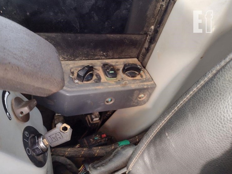 2018-caterpillar-307e2-image-9