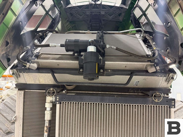 2021-john-deere-9620rx-image-21