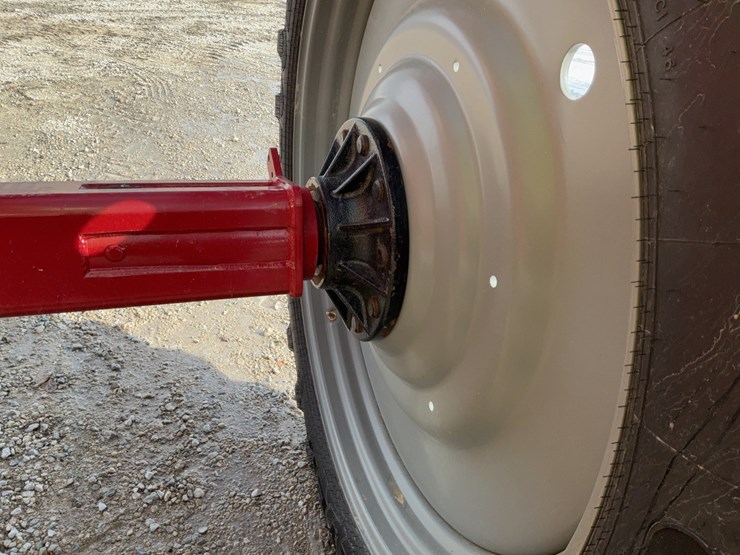 2024-hardi-commander-45-pull-type-sprayer-image-25