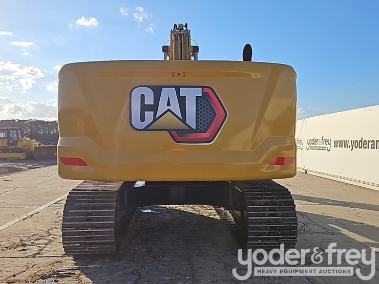 2023-caterpillar-340-image-26