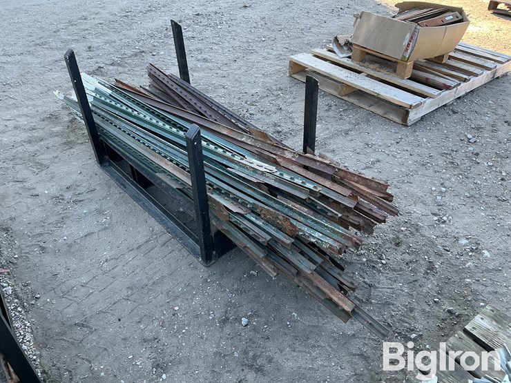 t-posts-w/carrier-rack-image-3