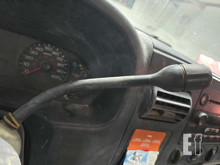 2006-ford-f550-image-13