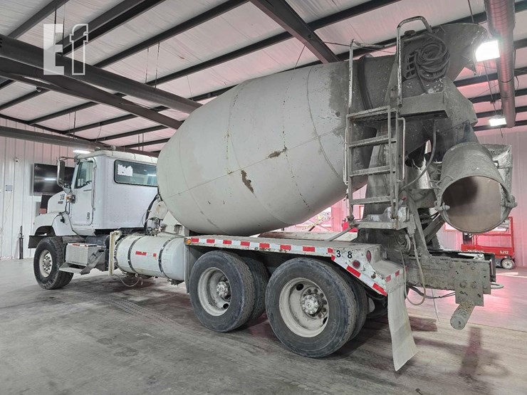 2007-international-paystar-5600-image-4