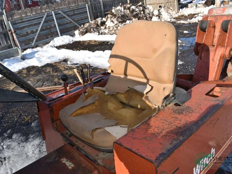 ditch-witch-350sx-image-15