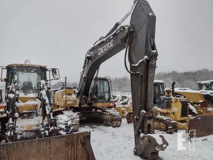 deere-350g-lc-image-3