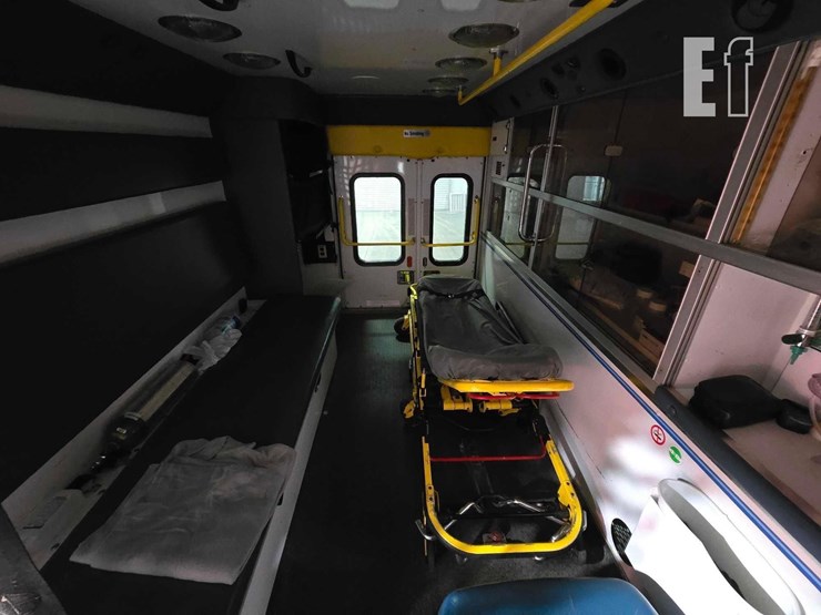 2019-ford-e350-sd-image-17