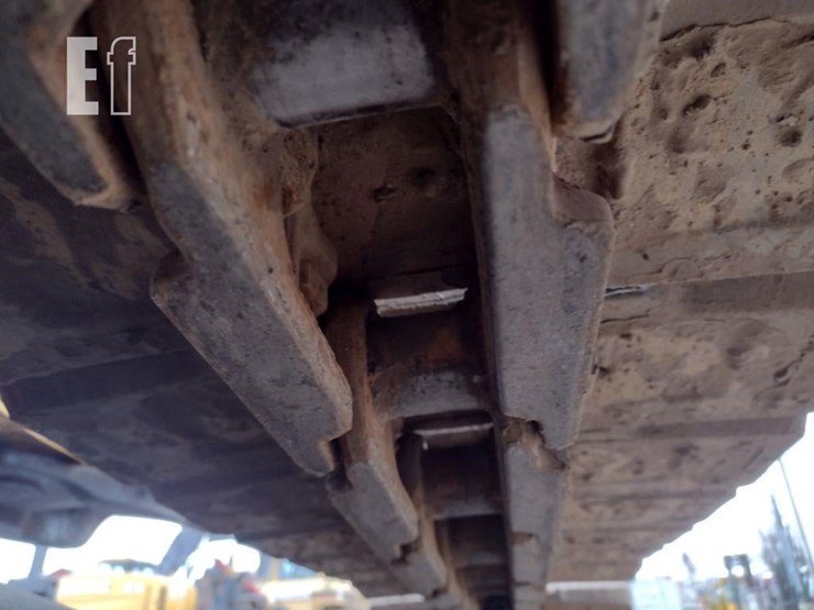 2021-deere-85g-image-44