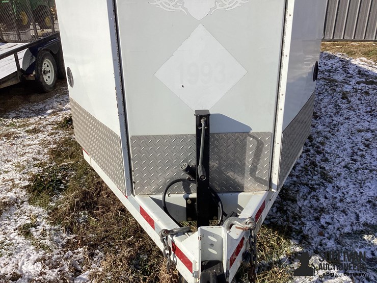 2012-thunder-creek-fuel-trailer-image-12