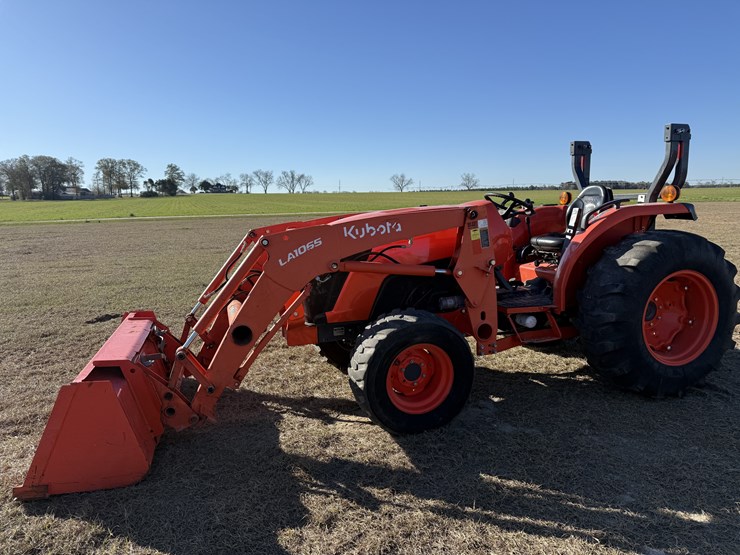 2021-kubota-mx6000-image-1