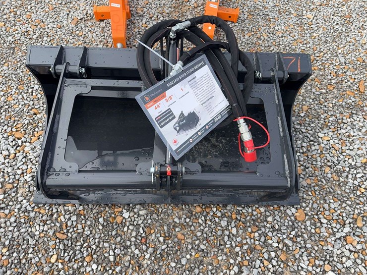 unused-mini-skid-steer-stump-grapple-attachment-image-1
