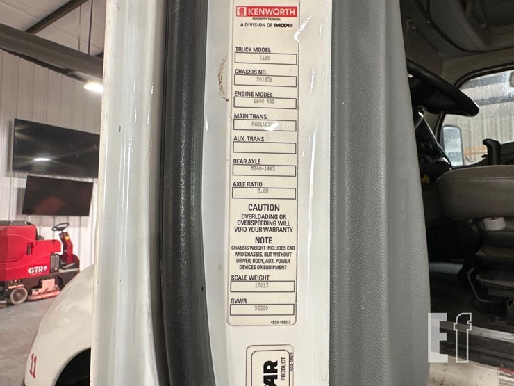 2018-kenworth-t680-image-33