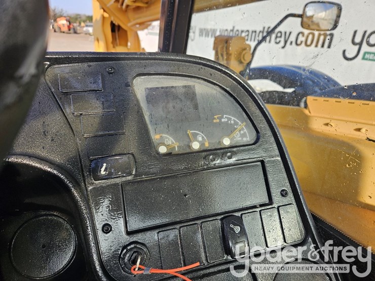 2015-jcb-507-42-image-25