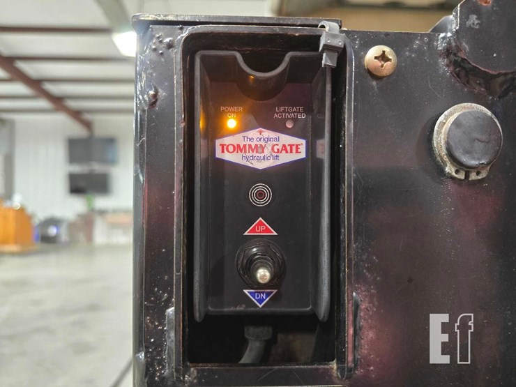 2006-ford-e350-sd-image-16