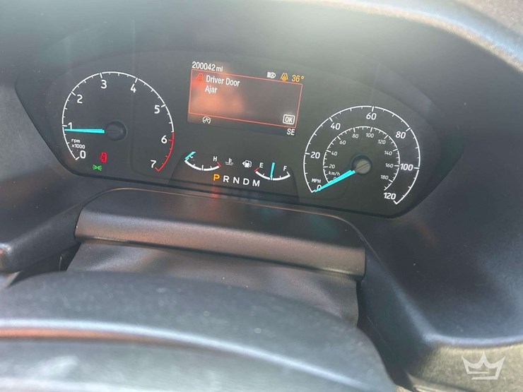 2020-ford-transit-image-12