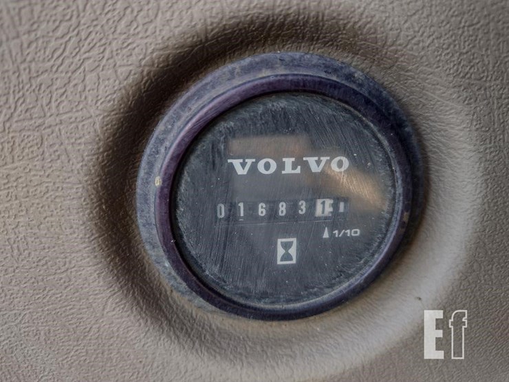 2016-volvo-ecr58d-image-6