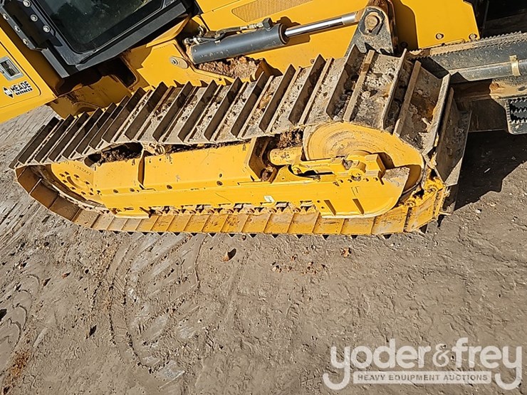 2022-deere-450k-image-13