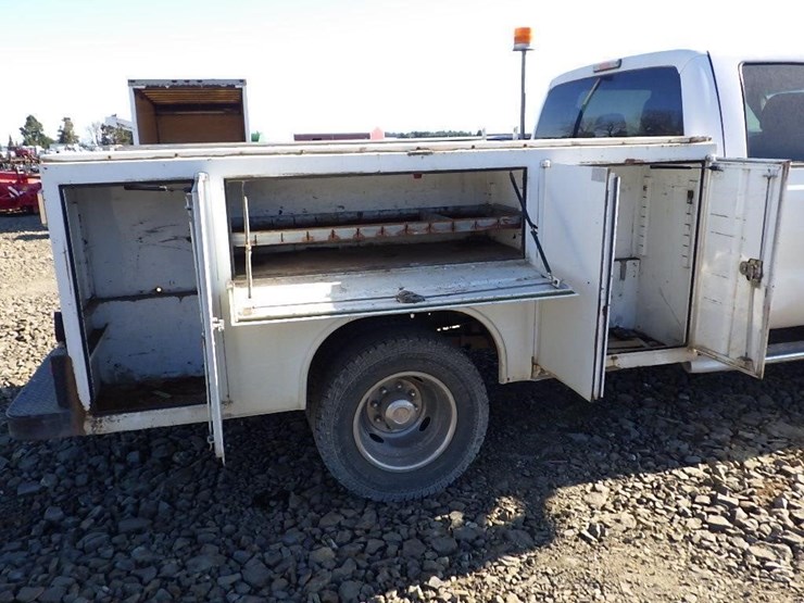 2012-ford-f350-image-8