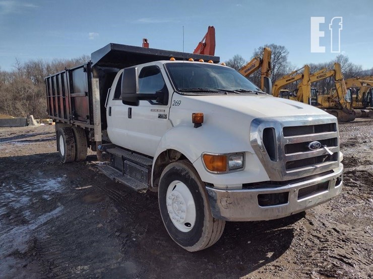 15-ford-dump-truck^title^-image-35