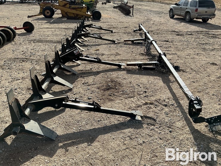 patriot-crop-sweeper-12-row-hyd-adjustable-corn-head-reel-image-4