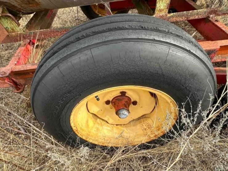 versatile-liquid-trailer-image-2