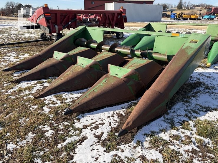 john-deere-444-image-1