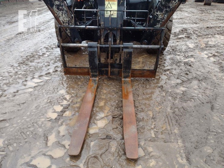 2016-jlg-1255-image-14