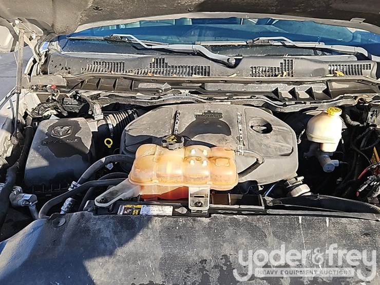 2016-dodge-ram-1500-image-18