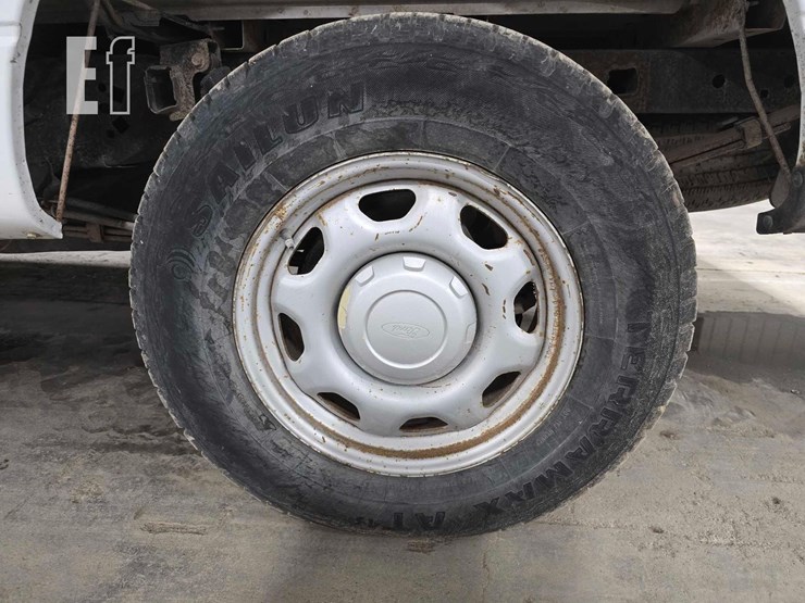 2013-ford-f150-image-17