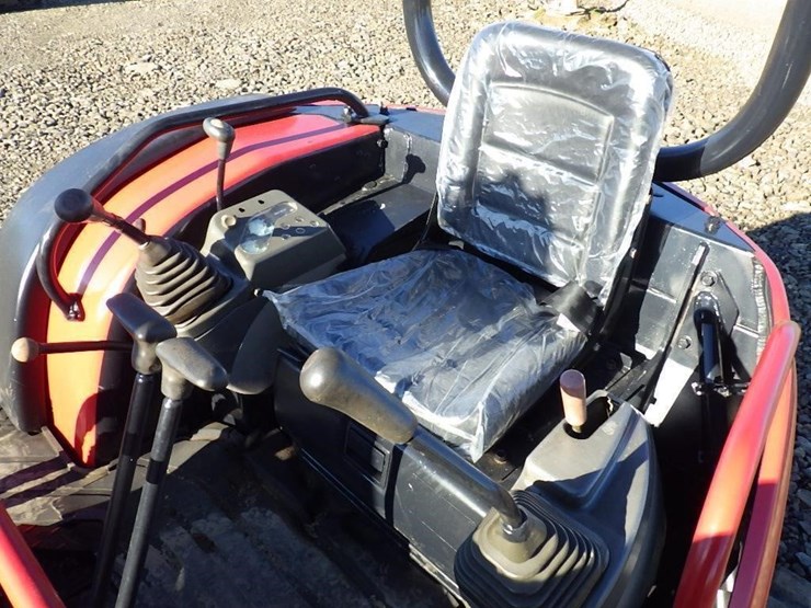 yanmar-vio35-2-image-31