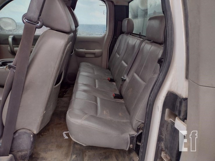 2008-gmc-3500-image-14