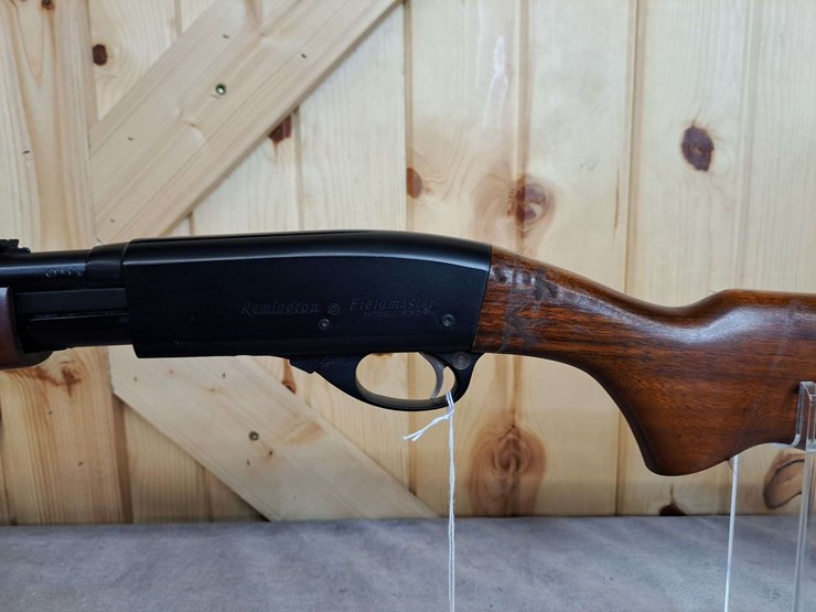remington-fieldmaster-572-.22-lr-pump-rifle-image-3