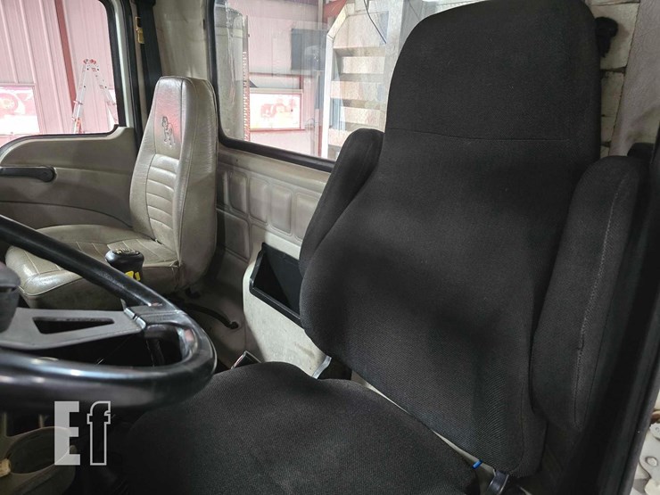 2005-mack-vision-cxn613-image-20