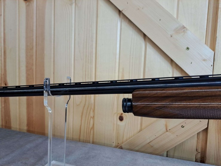 browning-sweet-sixteen-16-gauge-a5-semiauto-shotgun-image-6