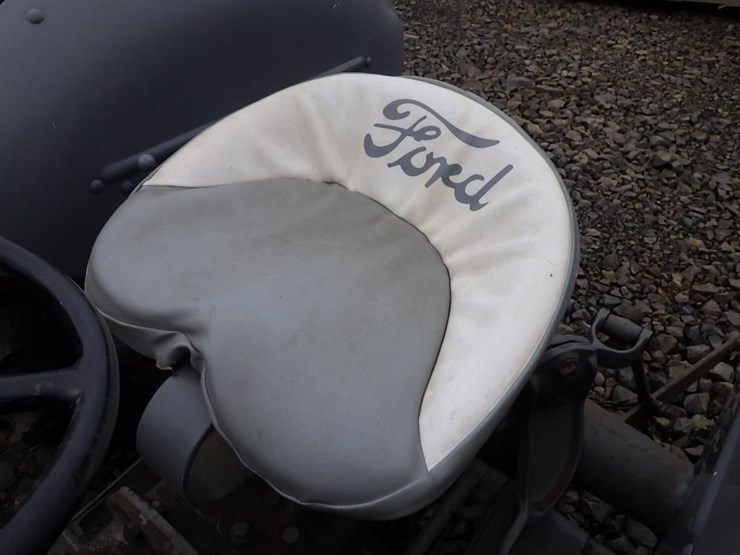 ford-tractor-image-19