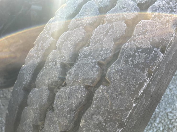 2001-mack-ch613-image-104