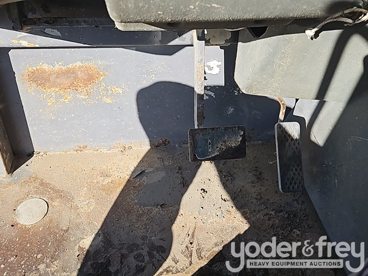 mustang-742-image-24