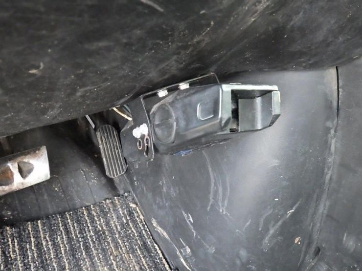 2005-chevrolet-express-2500-image-23