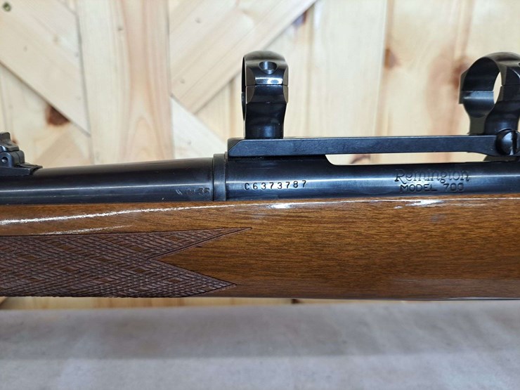 remington-model-700-.30-06-bolt-rifle-image-12