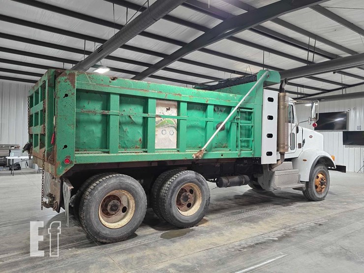 2013-peterbilt-365-image-3