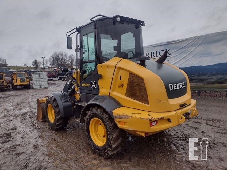 2019-deere-324l-image-30