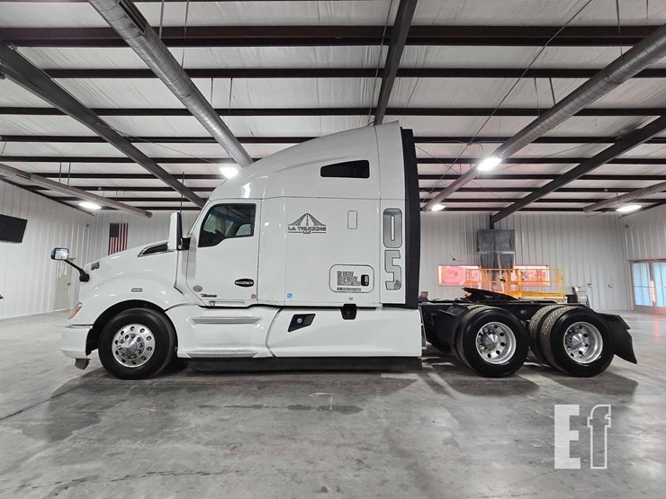 2019-kenworth-t680-image-5