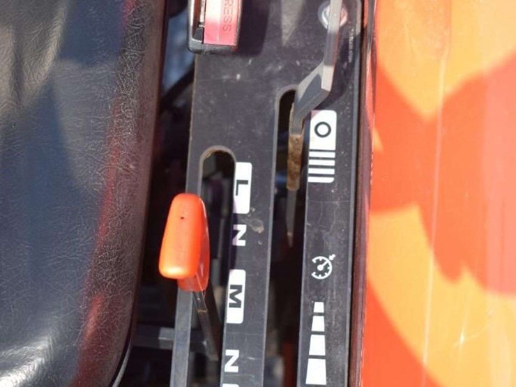 kubota-l4701-image-13