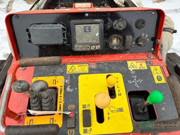 2018-ditch-witch-sk1550-image-17