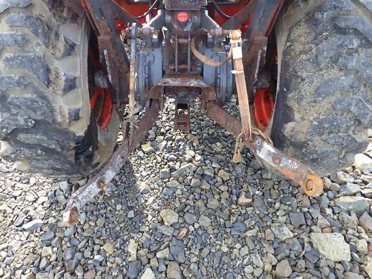 kubota-l2501-image-9