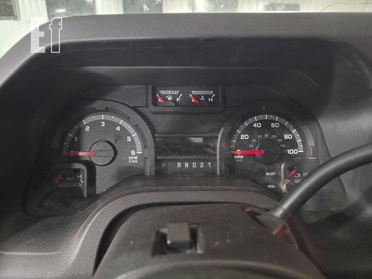 2012-ford-e250-image-11