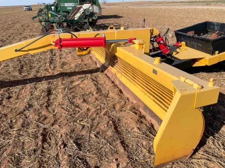 industrias-america-pull-scraper-image-17