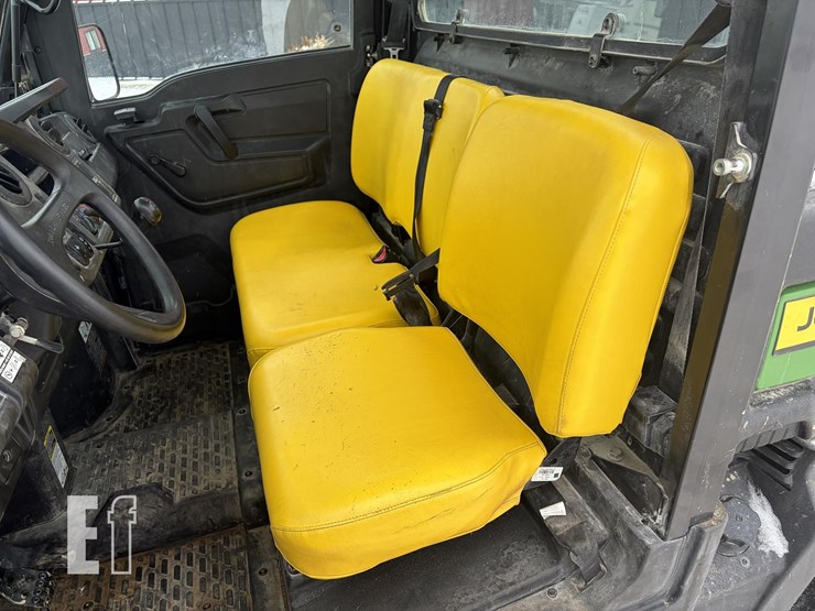 john-deere-gator-xuv-835m-image-11