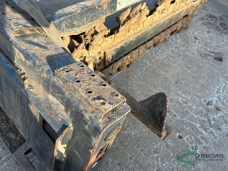 skid-steer-trencher-image-8