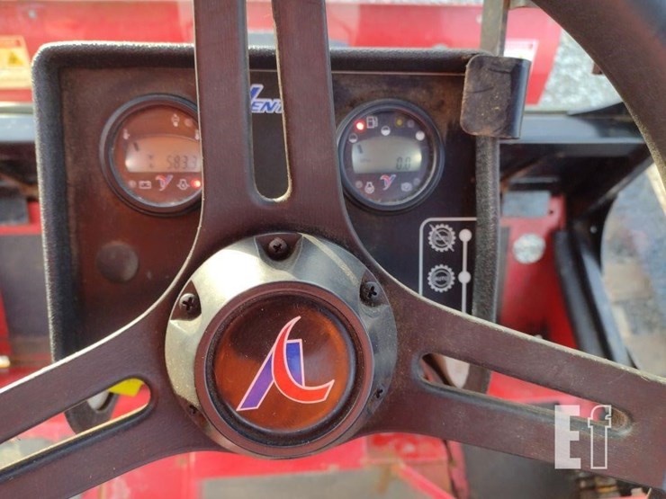 ventrac-3400l-lawn-mower-w/blade-&-broom-image-7